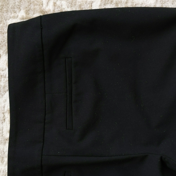 Ann Taylor Modern Fit Bootcut Trousers 4P Black Petite - Picture 5 of 14